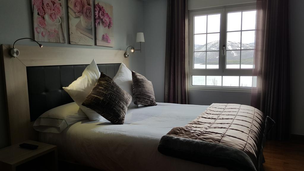 Hotel Presa Riaño Eksteriør billede